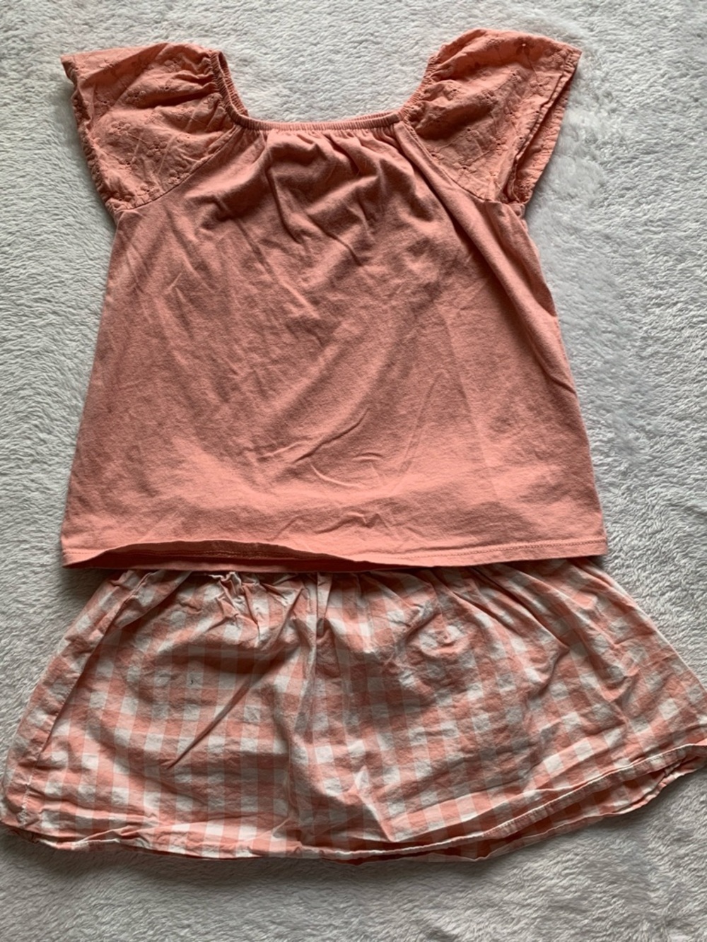 Carter's Girls Mixed Pink, White, Peach & Pastel Graphic Tops and Skirts Lot - Picture 6 of 7